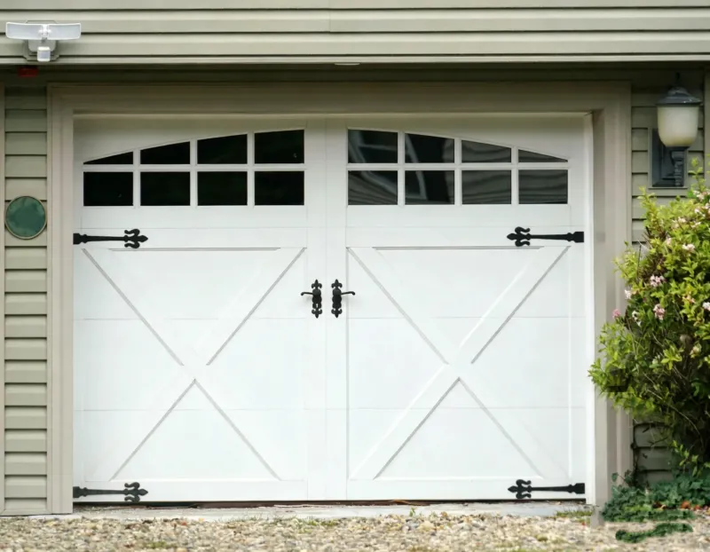 CARRIAGE HOUSE  16x7ft , 9x7ft