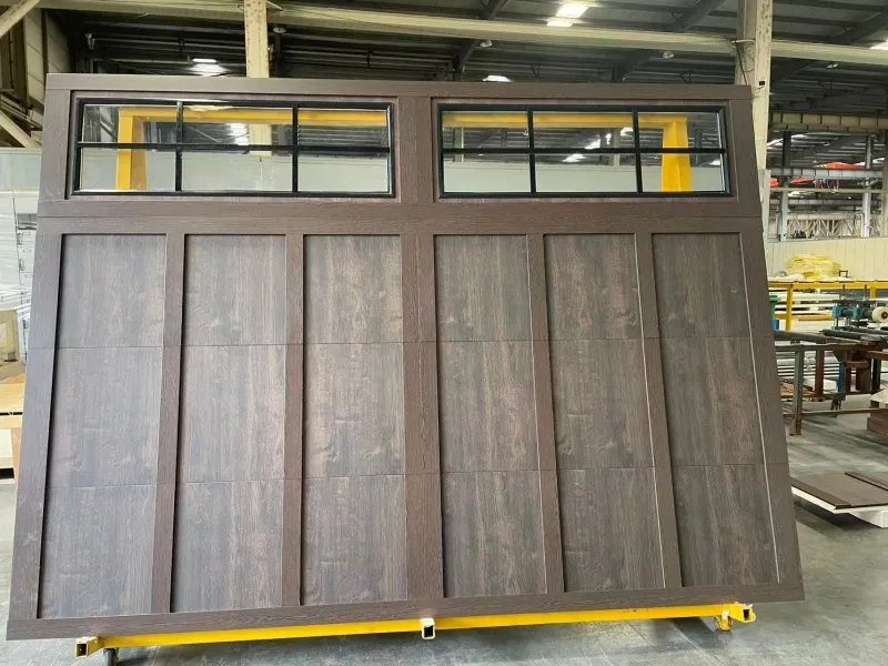 CARRIAGE HOUSE  16x7ft , 9x7ft