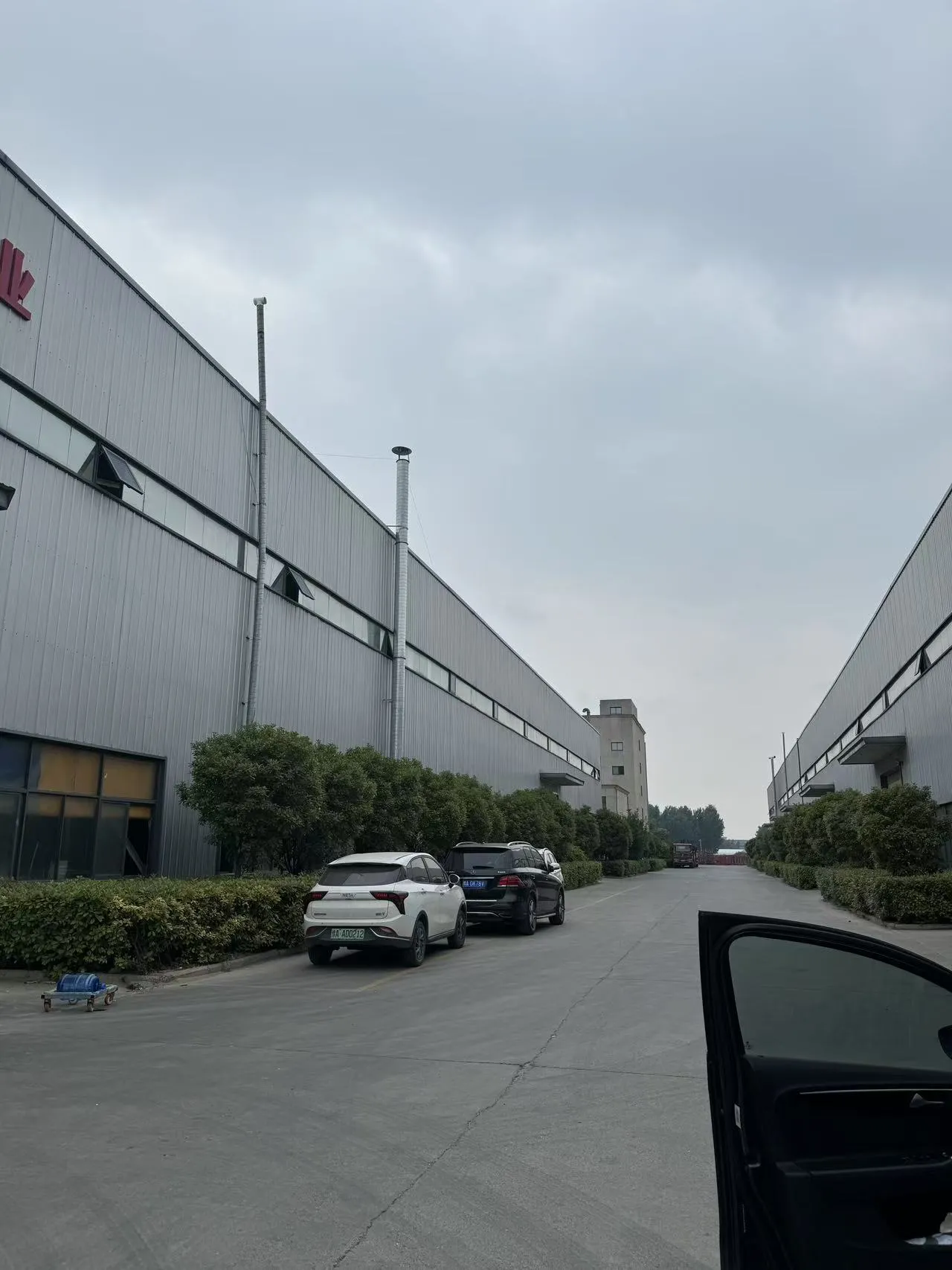 How to Choose a Reliable Garage Door Manufacturer in China: Complete Buyer’s Guide 2026